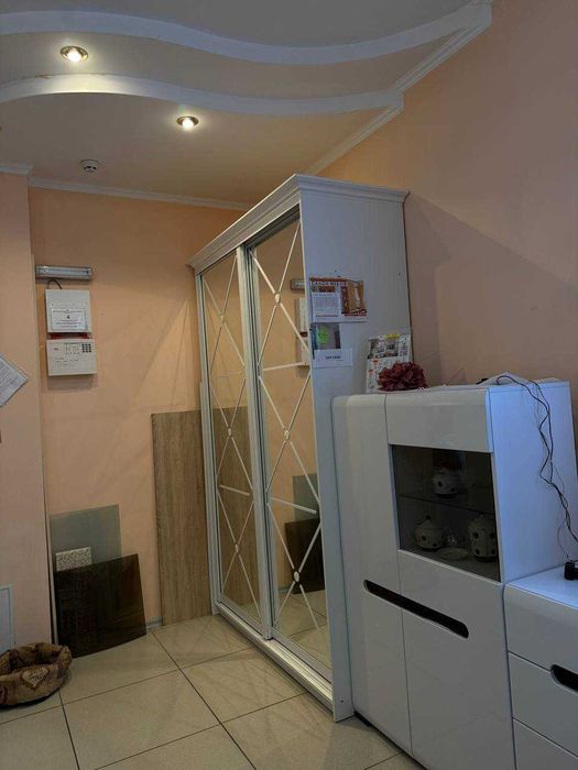 Продаж комерційного приміщення, район Круга!