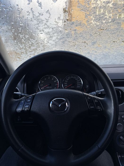 Автомобіль Mazda 6 2005