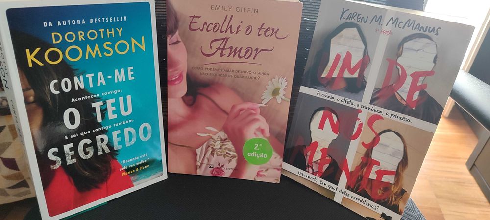 Livros, compra 2 oferta do terceiro á escolha