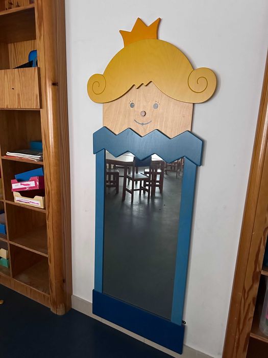 Espelho Princesa em madeira