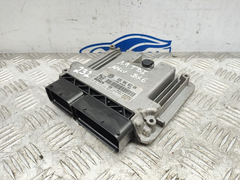 Centralina Motor ECU Original VWAG Bosch Volkswagen Golf V 1.9 TDI 105cv BXE