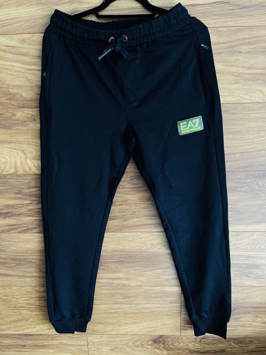 Armani EA7 dres męski komplet bluza plus spodnie