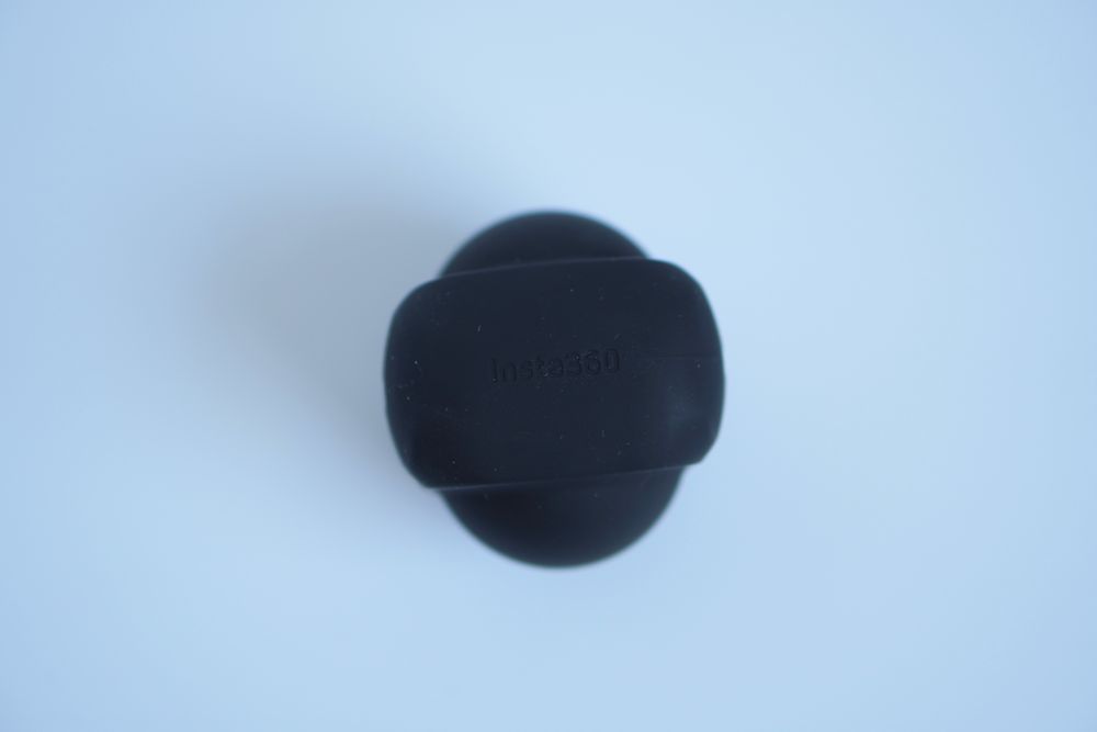 Zabzpiecznie obiektywu insta 360
