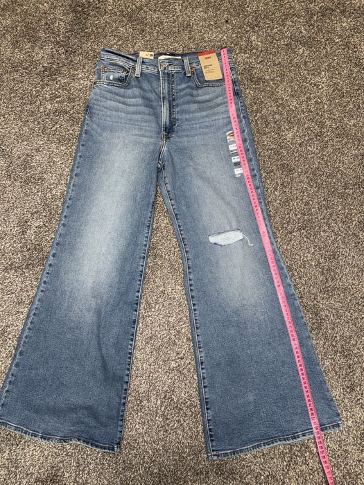 Джинси Levis жіночі