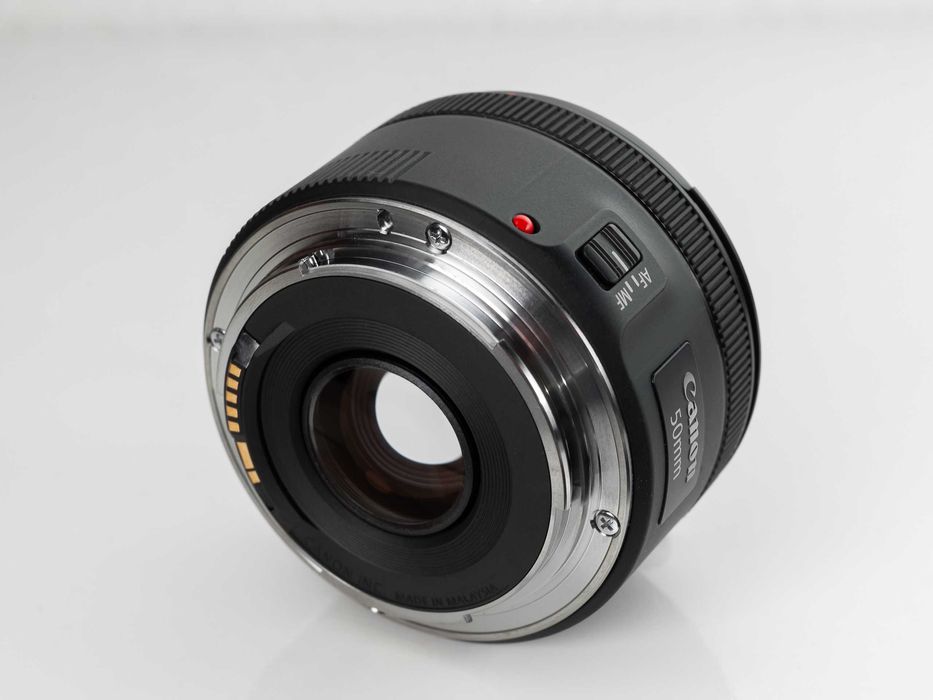 Canon 50mm 1.8 STM EF LENS об'єктив