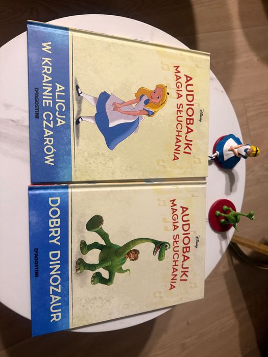 Audiobajki  2 książki i figurki