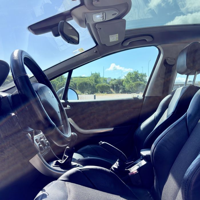 Peugeot 308 1.6 HDi Sportium (T7) - Excelente Estado e Equipamento Premium