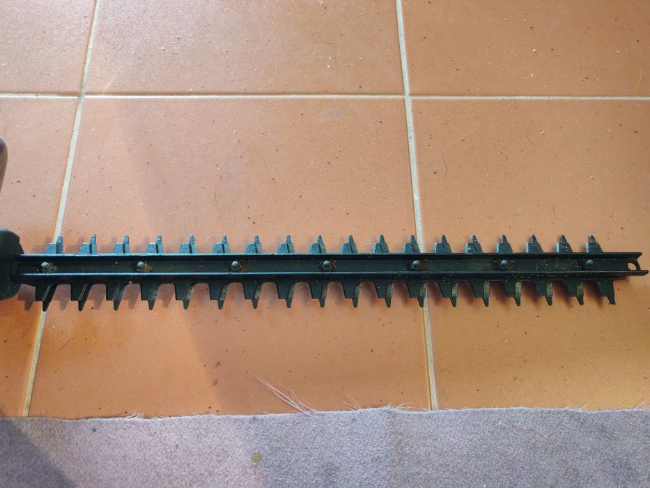 Apara sebes avariado