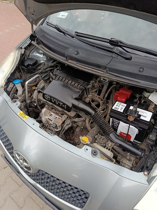 Toyota Yaris  2005r