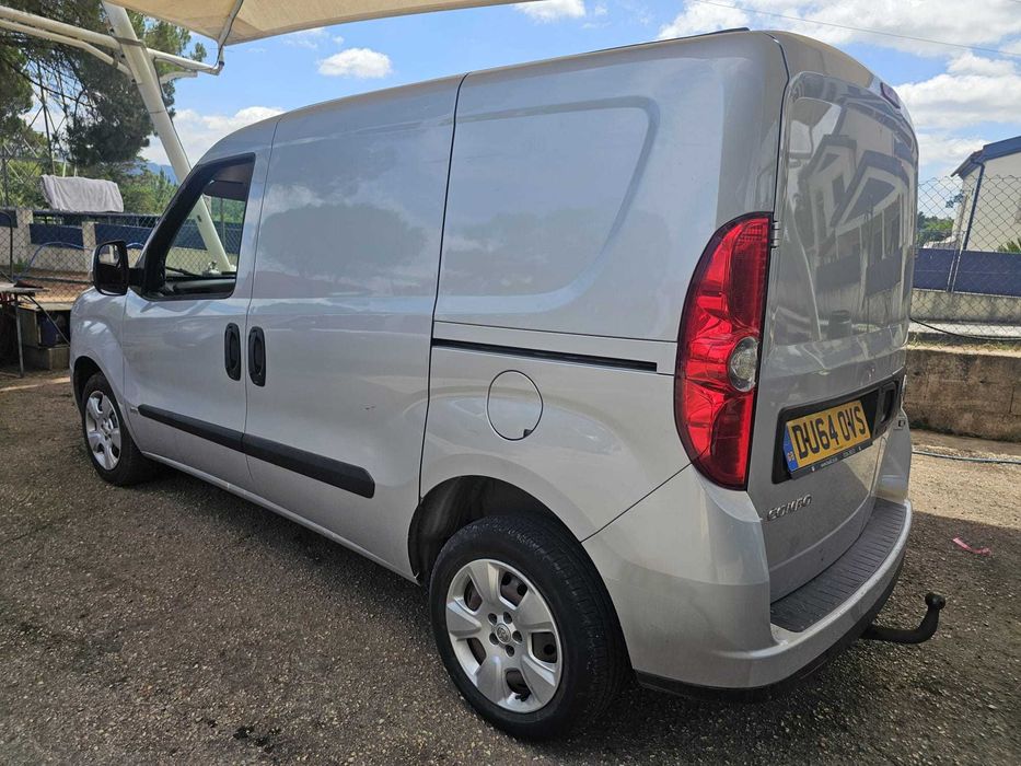 Vauxhall Combo 2000 L1h1 Cdti Sportive ano 2014