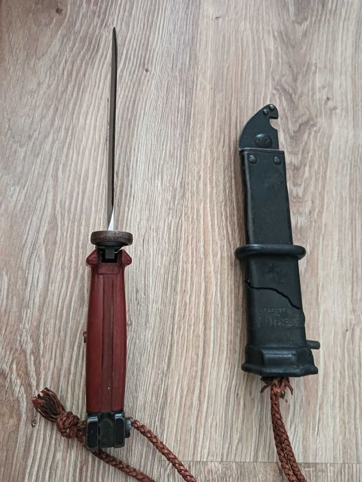 Bagnet do AK47 Kałasznikow brak numeru