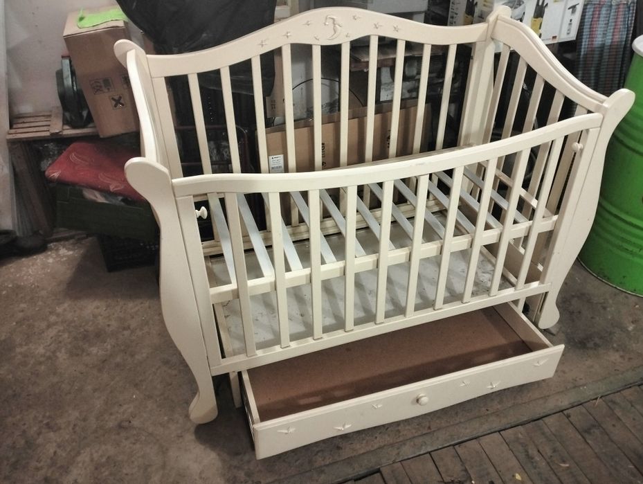 Дитяче ліжко 120*60 з матрацом