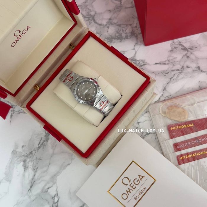 Женские часы Omega Constellation Lady