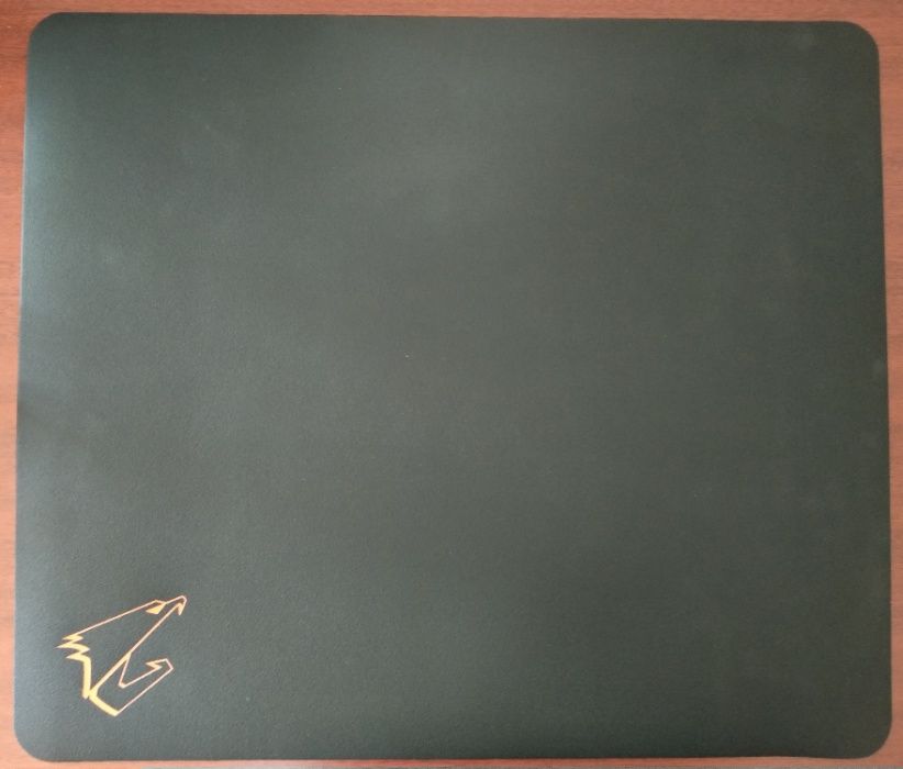 Tapete GigaByte AORUS AMP500