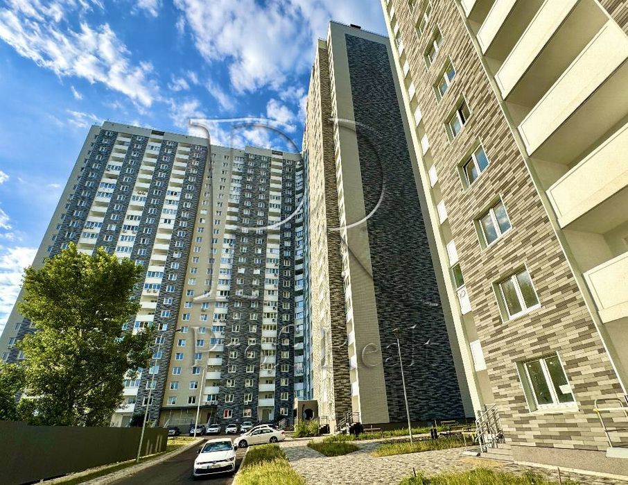 Продаж 73к жк Навігатор/Navigator Варшавський Яскравий Паркове місто