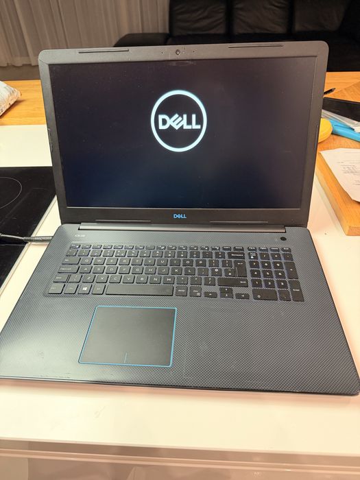 Laptop DELL  17” - 2TB