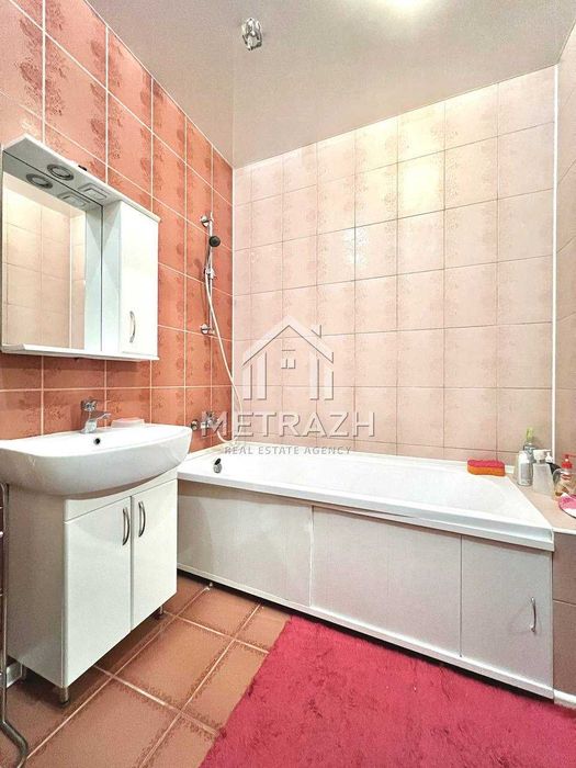 Продам 1 к. квартиру ЖК Александровский метро Масельского новострой