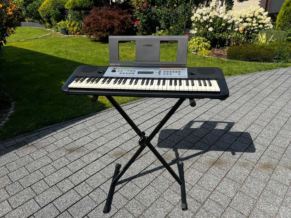 Keyboard YAMAHA YPT-255