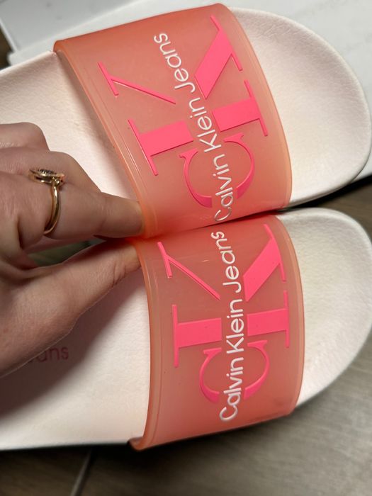 Шльопанці Calvin Klein ориг.