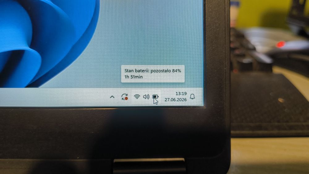 Laptop DELL 14 i5 8gb 240 ssd windows 11