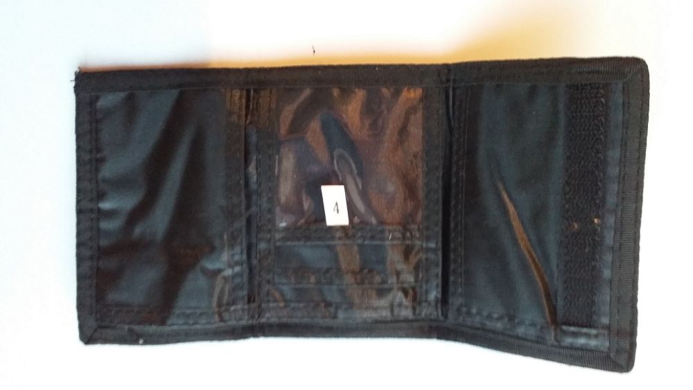 Carteiras novas - Cannabis / Marijuana - portes incluidos