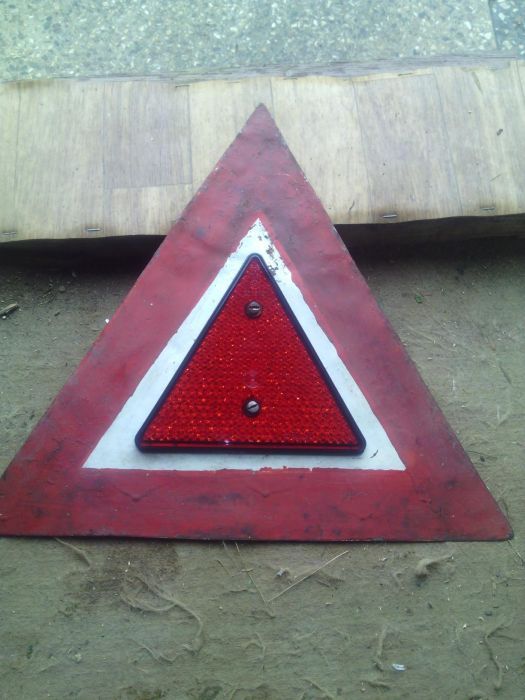 Продається знак аварійної зупинки