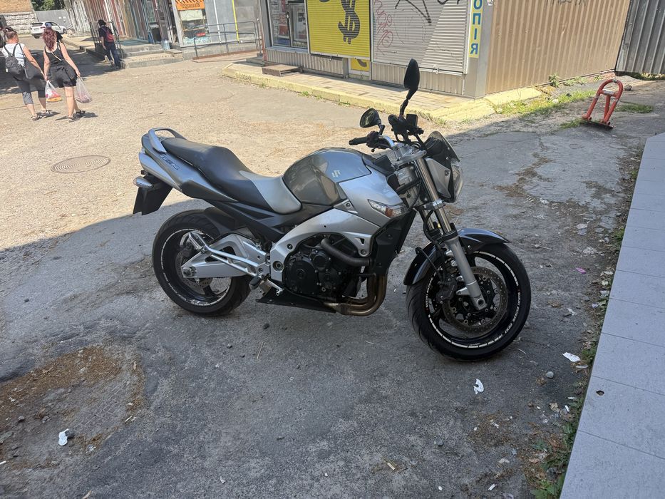 Продам suzuki gsr 600