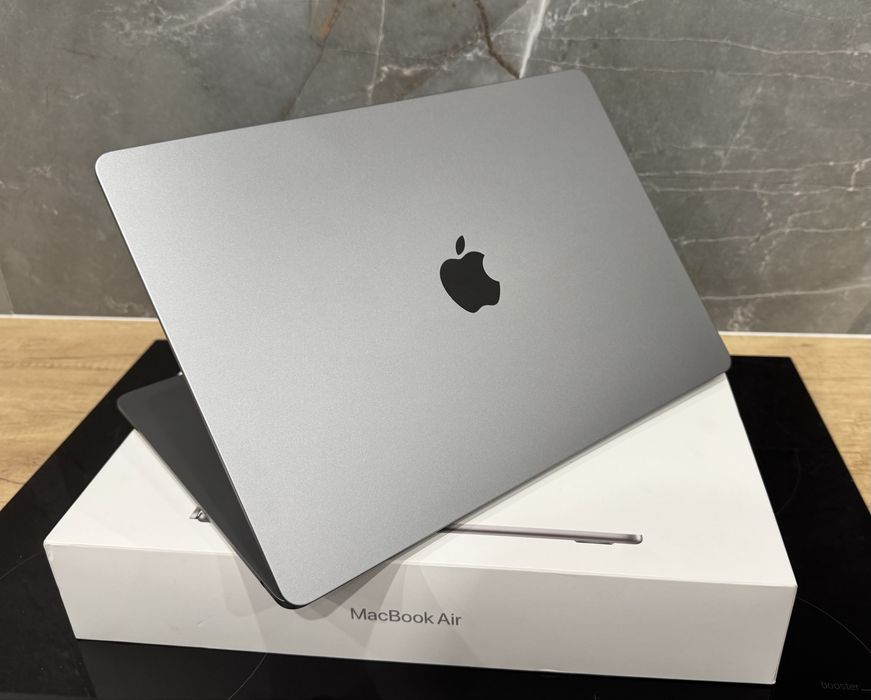Laptop Apple MacBook Air 2025 15,3'' M2 16GB 256GB 10CPU Srebrny