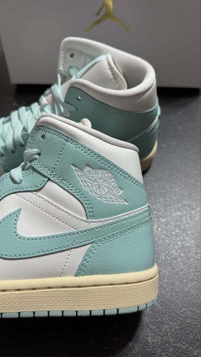 Nowe Nike Air Jordan 1 Mid „Light Dew” rozmiar 38 wkładka 24 cm