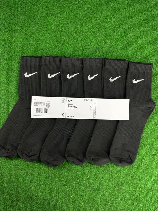 Nike Wysokie Czarne Skarpety Długie 42-46(10  par)