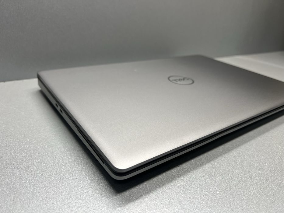 28 Ноутбук Dell Precision 7560 i7-11850H/16/512Gb/RTXA2000/15,6/60Hz