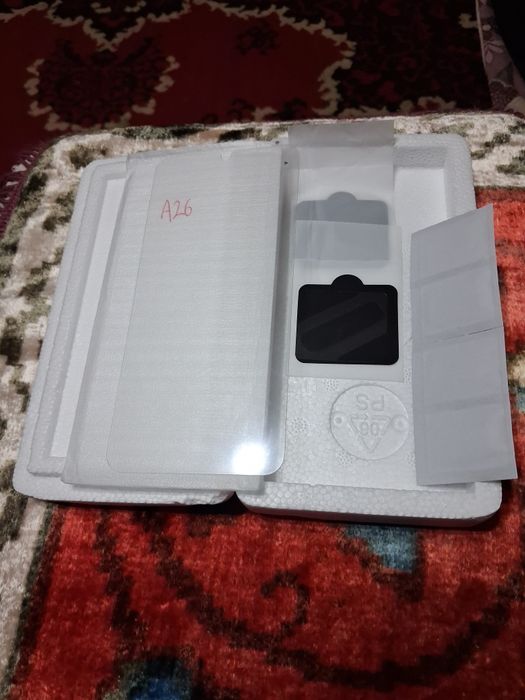 Продам захисне скло і плівку для камери телефону Samsung A 26.