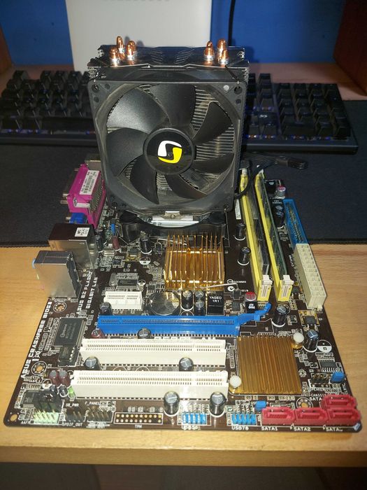 Płyta główna z procesorem Asus P5QPL-AM Intel core 2 Duo Quad