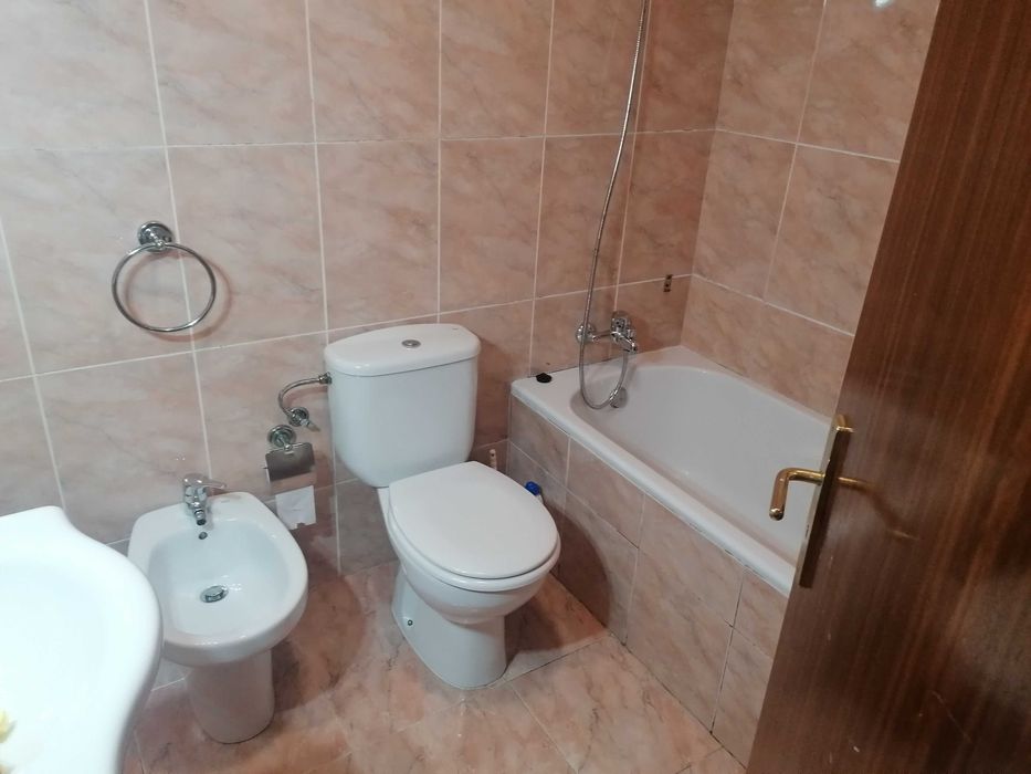 Quarto Arrendar/Alugar a Estudantes ou Trabalhadores - Gaia