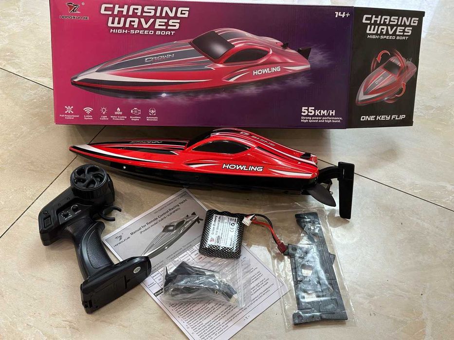 Катер на радіокеруванні HJ818Pro , 55 км/год 200 м 2000mAh 41см 15 хв