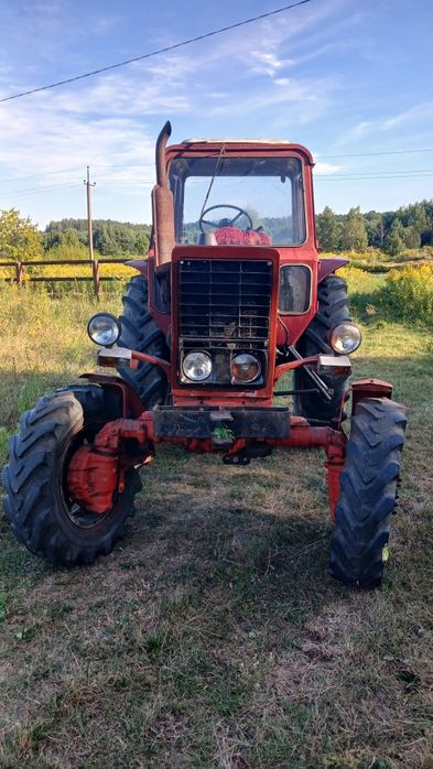 Продам  МТЗ  82  .
