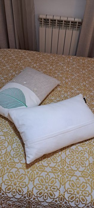 Black Cat Cushions515365912288307204