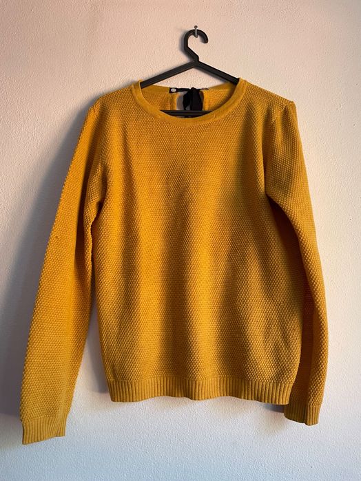 Camisola amarela 30% lã