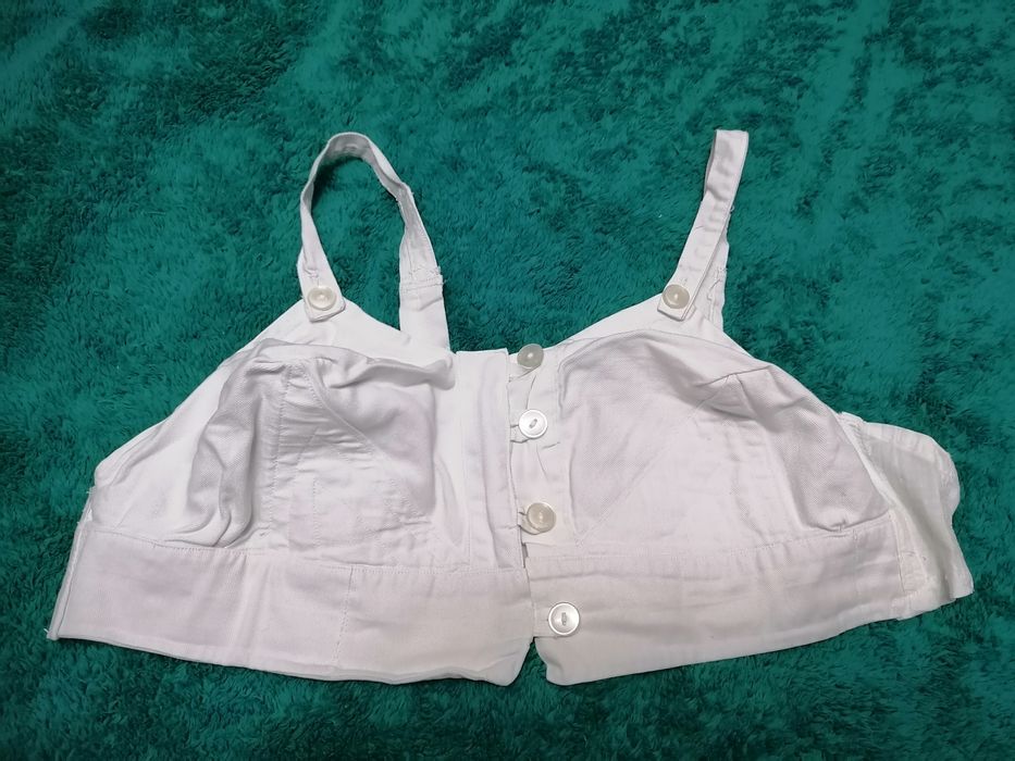Coletes de baixo brancos