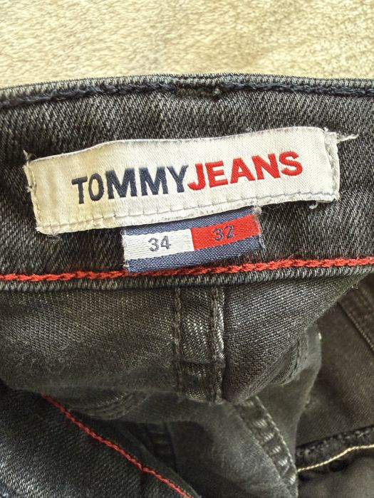 Продам чоловічі чорні джинси tommy jeans оригінал