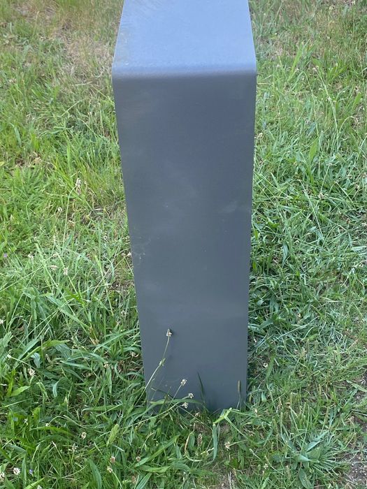 Caixote de lixo metálico para jardim