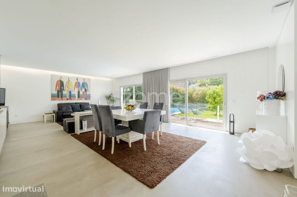 Moradia T3 moderna com piscina e jardins em Valdreu, Vila Verde
