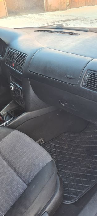 В продажі Golf 4 1.9 TDI. У відмінному техні,ному стані.