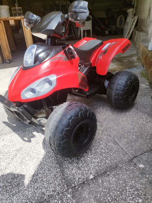 Mota de criança a bateria