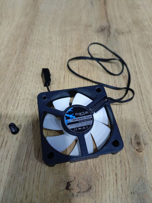 Wentylator komputerowy chłodzący Fractal Silent R3 50mm