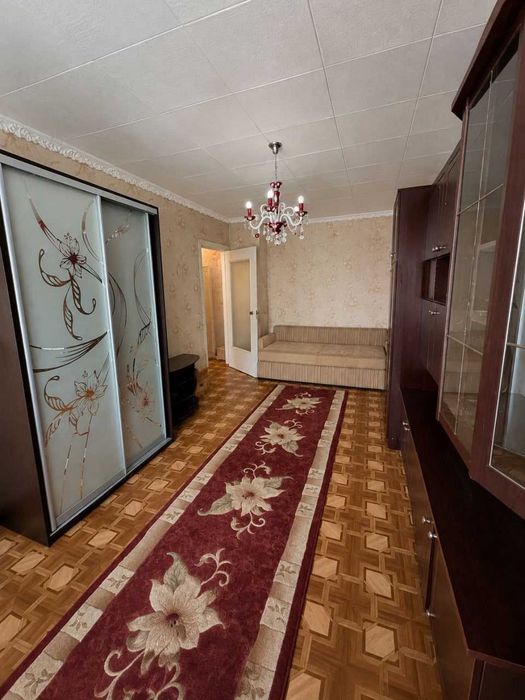 Продам 1 кімнатну квартиру С Ковалевської (Калиновая) р-к Образцова!