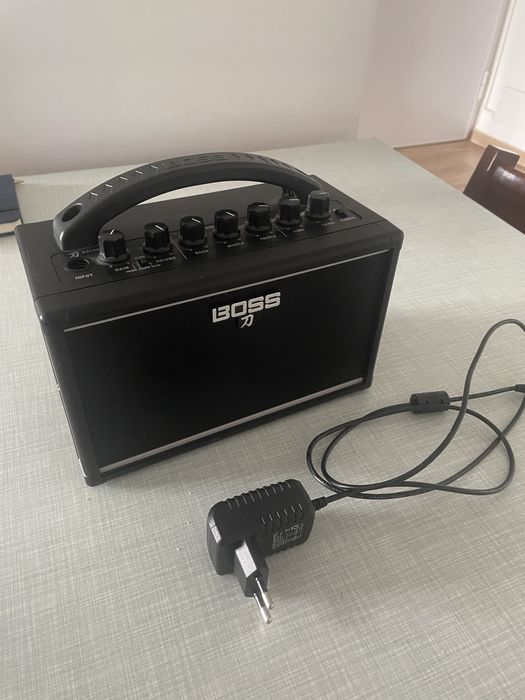 Boss Katana Mini Amplificador64173601192065120