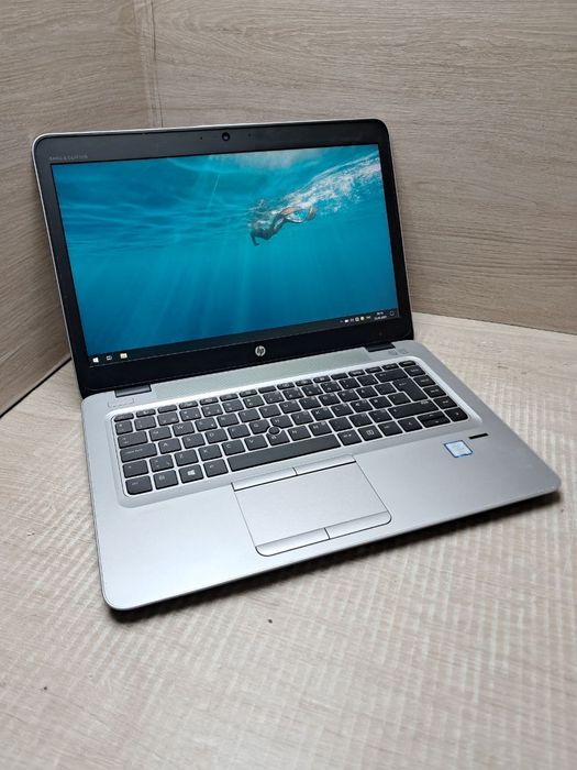 HP Elite Desk 840r G4 (i5-7300U/8gb ddr4/ssd256)