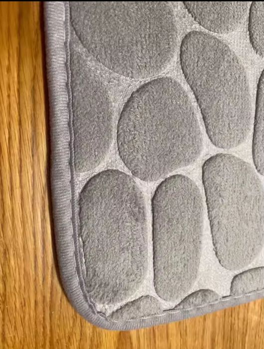 Коврик в ванную комнату или в туалет 60/40см очень хорошего качества