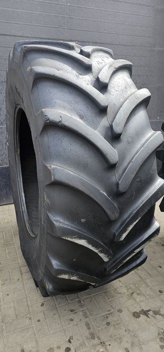 Firestone 710/70r42 4cm bieżnika cała